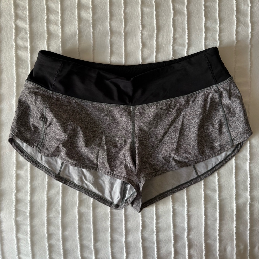 lululemon speed up shorts 2.5” in gray